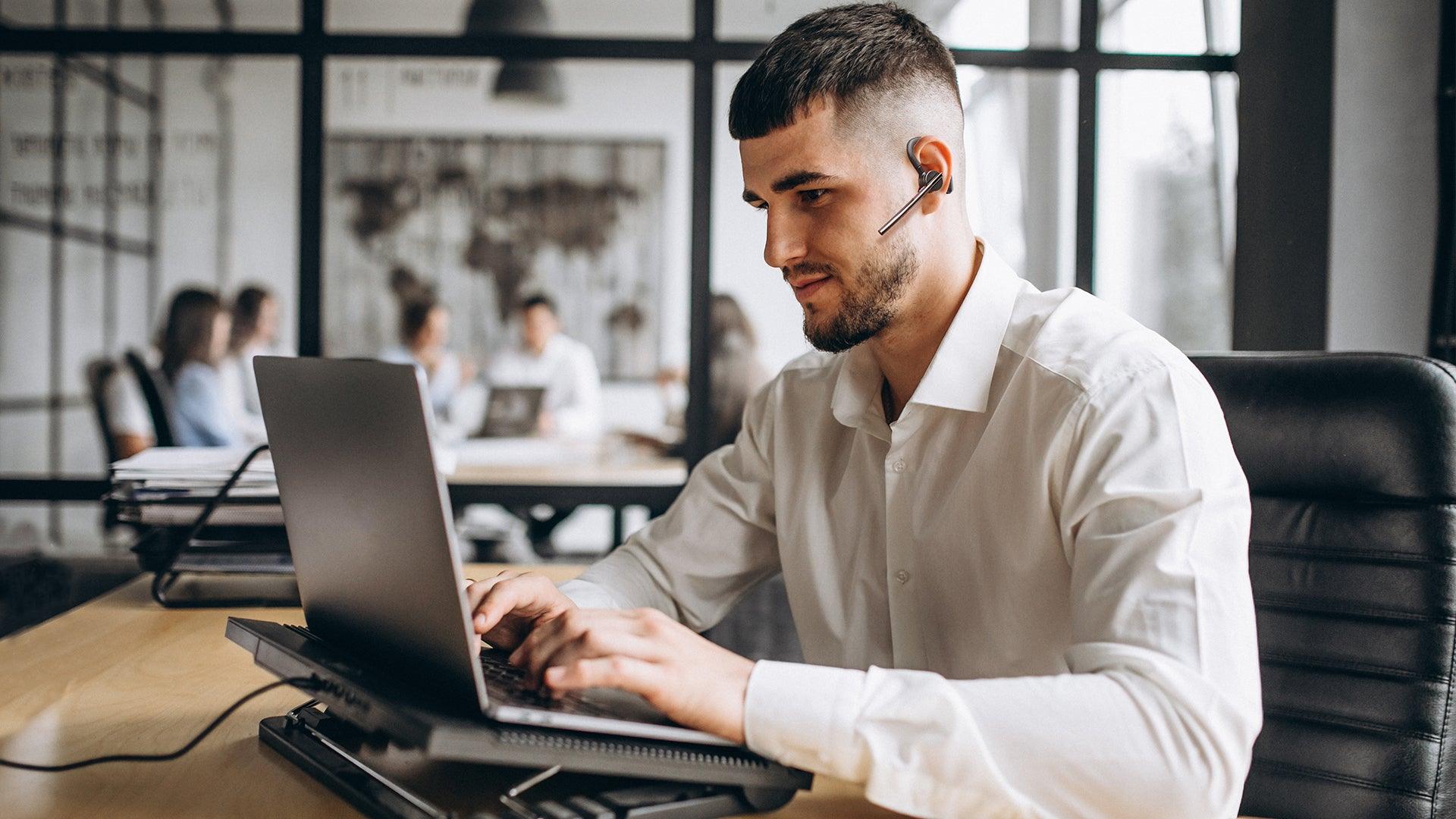 Tips and Tricks for Cold Calling Sales - New Bee